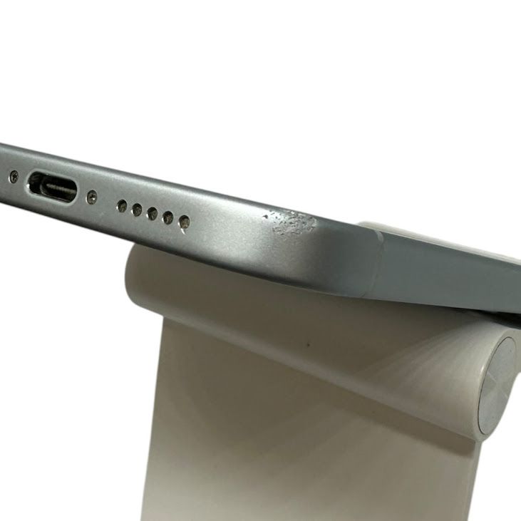 �ڥХåƥ꡼84%��iPhone��15��256GB���֥롼��SIM�ե꡼