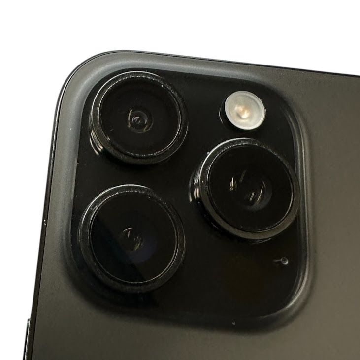 �ڥХåƥ꡼86%��iPhone��16Pro��256GB���֥�å������˥��ࡡSIM�ե꡼��au��