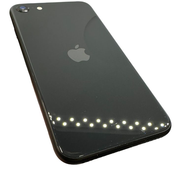 �ڥХåƥ꡼82%��iPhone��SE����2�����64GB���֥�å���SIM�ե꡼�����եȥХ���