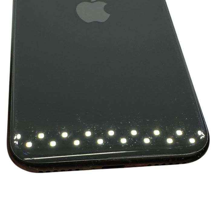 �ڥХåƥ꡼89%��iPhone��SE����2�����64GB���֥�å���SIM�ե꡼��au��