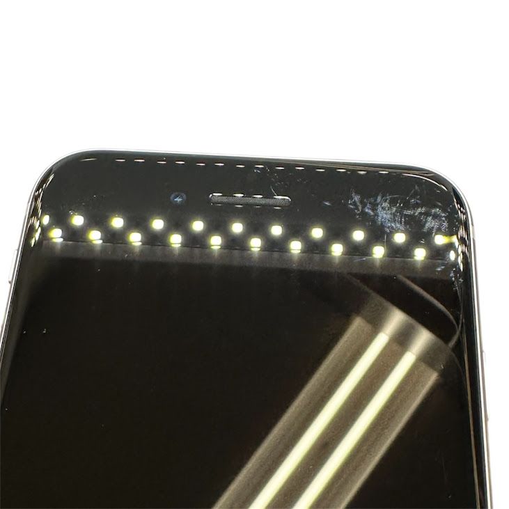�ڥХåƥ꡼91%��iPhone��SE����2�����64GB���ۥ磻�ȡ�SIM�ե꡼��au��