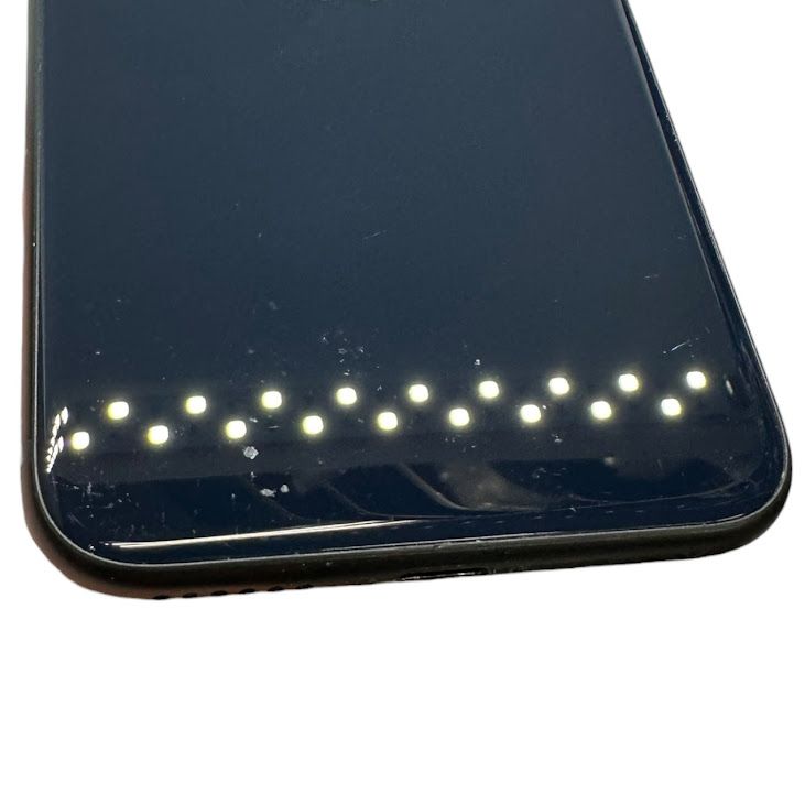 �ڥХåƥ꡼86%��iPhone��SE����3�����64GB���ߥåɥʥ��ȡ�SIM�ե꡼��au��