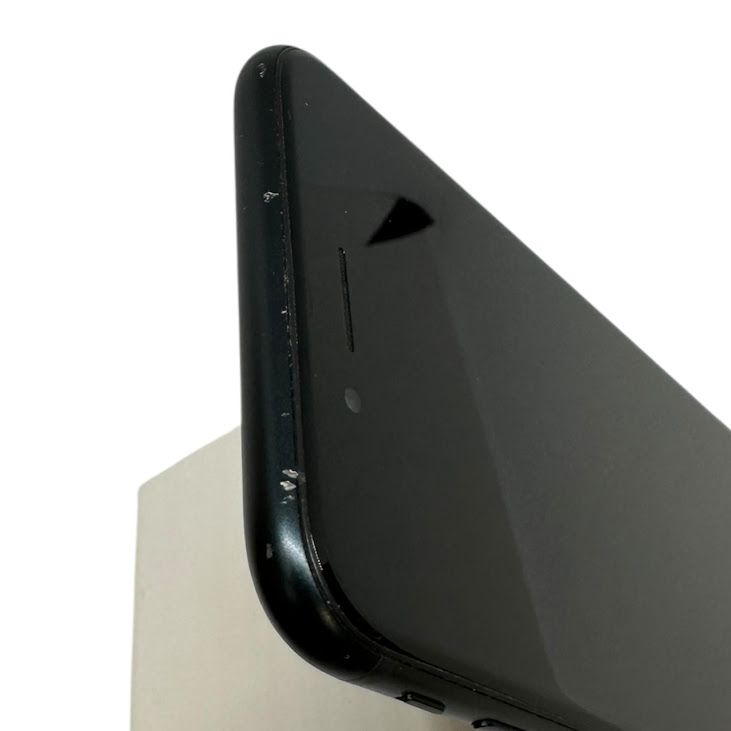 �ڥХåƥ꡼86%��iPhone��SE����3�����64GB���ߥåɥʥ��ȡ�SIM�ե꡼��au��