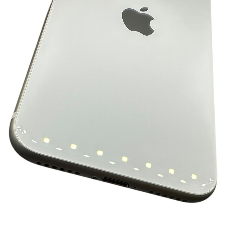 �ڥХåƥ꡼84%��iPhone��SE����2�����64GB���ۥ磻�ȡ�SIM�ե꡼���ɥ�����