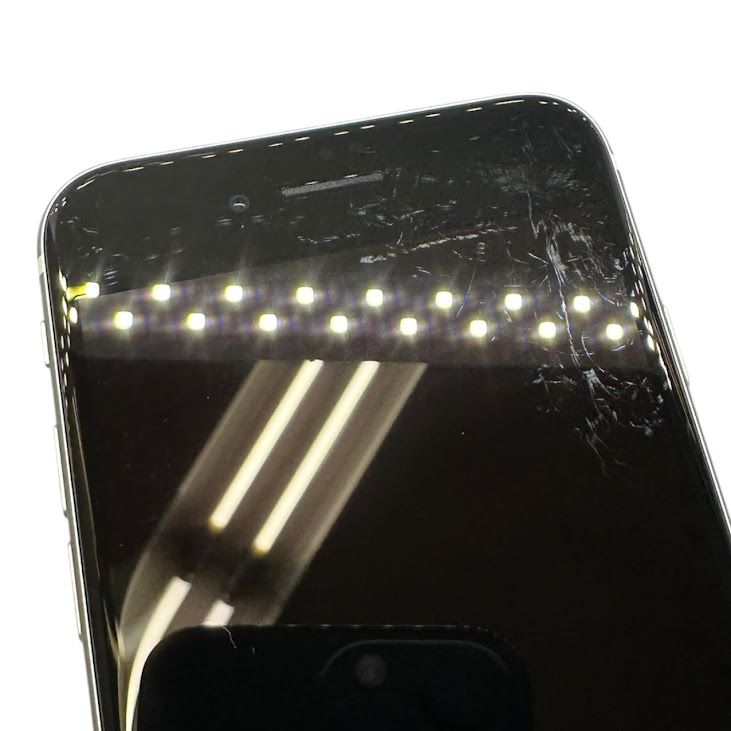 �ڥХåƥ꡼100%��iPhone��SE����2�����64GB���ۥ磻�ȡ�SIM�ե꡼���ɥ�����