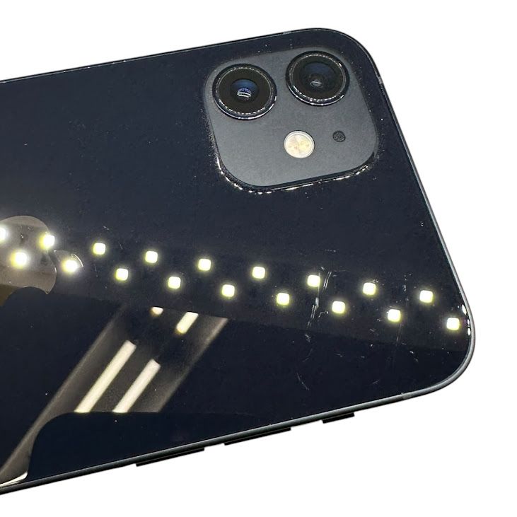 �ڥХåƥ꡼82%��iPhone��12��64GB���֥�å���SIM�ե꡼��au��