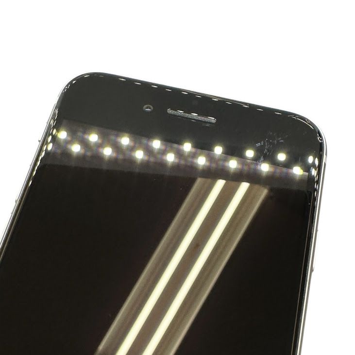 �ڥХåƥ꡼86%��iPhone��SE����2�����128GB���ۥ磻�ȡ�SIM�ե꡼���ɥ�����