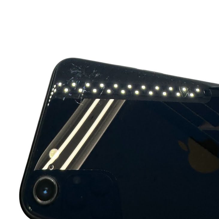 �ڥХåƥ꡼100%��iPhone��SE����3�����64GB���ߥåɥʥ��ȡ�SIM�ե꡼��au��