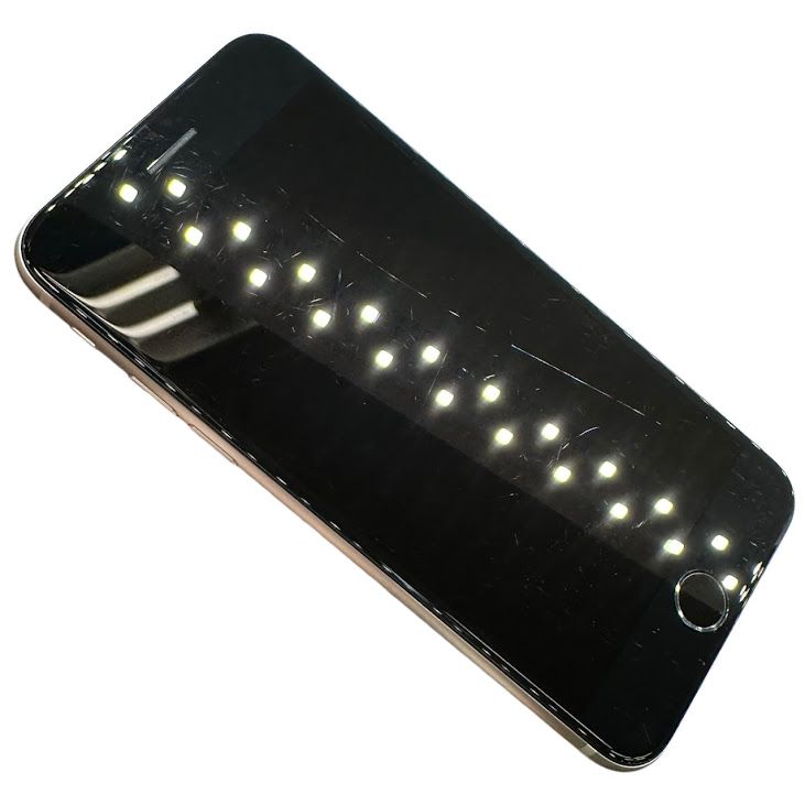 �ڥХåƥ꡼82%��iPhone��SE����2�����64GB���ۥ磻�ȡ�SIM�ե꡼���ɥ�����