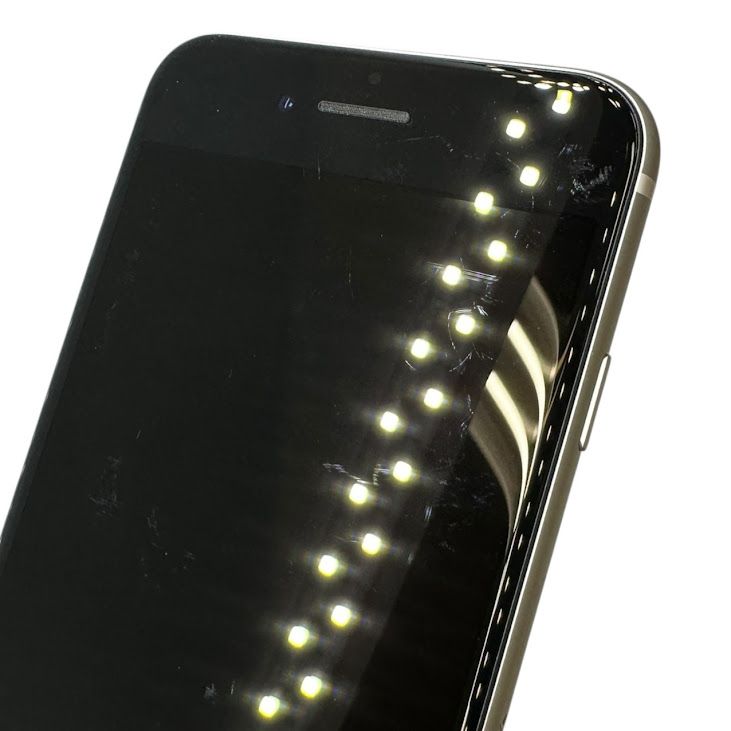 �ڥХåƥ꡼96%��iPhone��SE����2�����64GB���ۥ磻�ȡ�SIM�ե꡼��au��