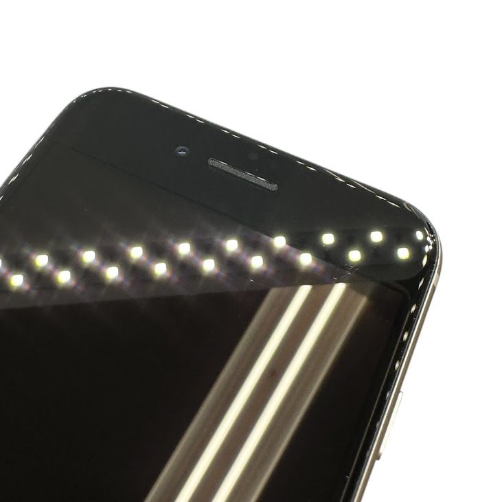 �ڥХåƥ꡼100%��iPhone��SE����3�����64GB���������饤�ȡ�SIM�ե꡼���ɥ�����