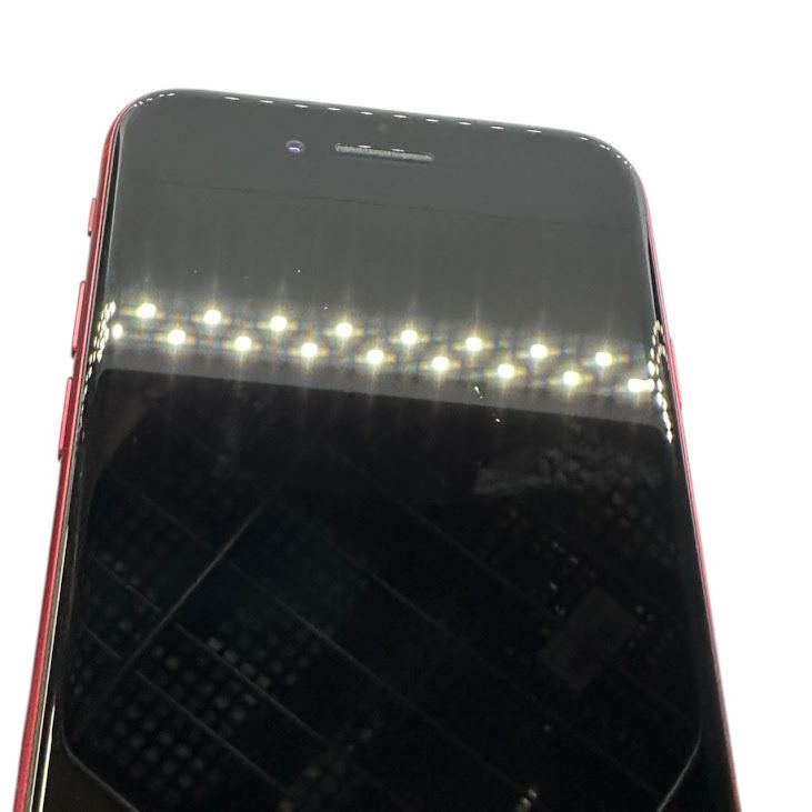 �ڥХåƥ꡼83%��iPhone��SE����3�����128GB���ץ������ȥ�åɡ�SIM�ե꡼��au��