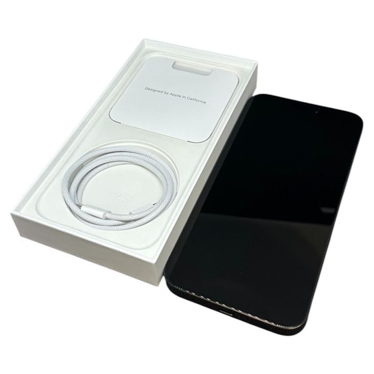 �ڥХåƥ꡼96%��iPhone��15ProMax��256GB���֥�å������˥��ࡡSIM�ե꡼