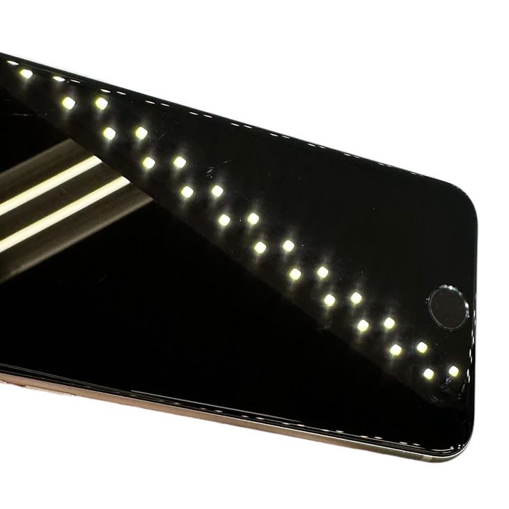 �ڥХåƥ꡼98%��iPhone��SE����2�����64GB���ۥ磻�ȡ�SIM�ե꡼���ɥ�����