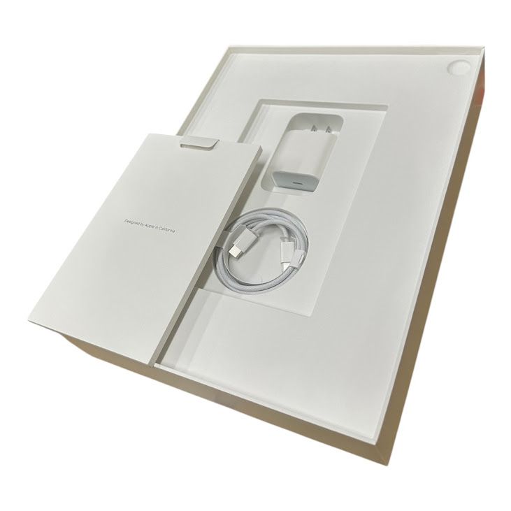 �ڥХåƥ꡼100%��iPadAir��13�������8�����M4�ˡ�Wi��Fi��128GB���ѡ��ץ�