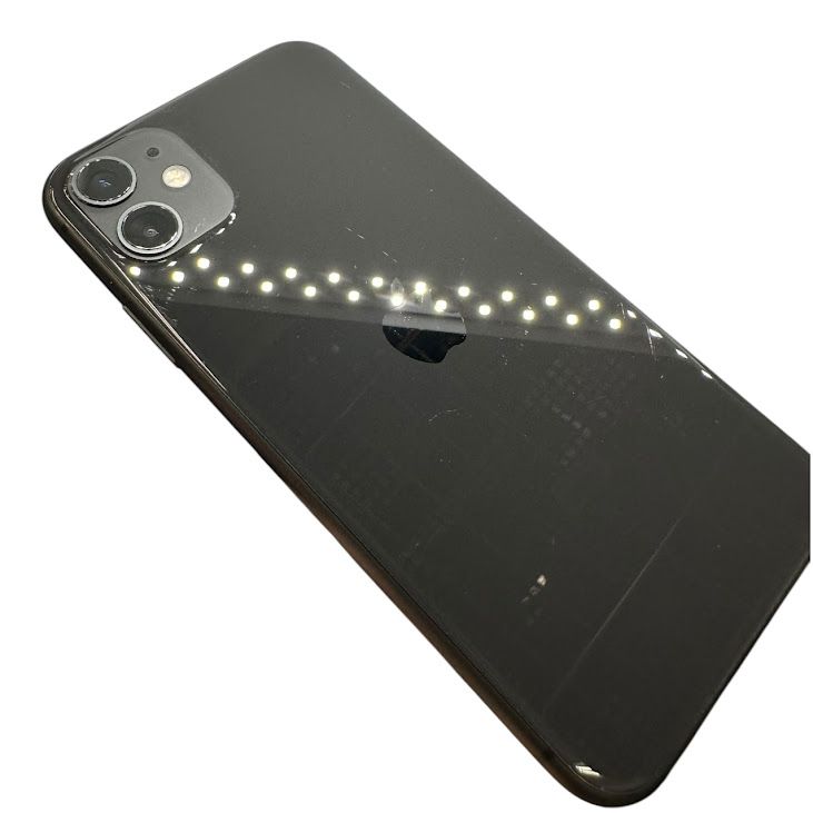 �ڥХåƥ꡼99%��iPhone��11��128GB���֥�å���SIM�ե꡼�����եȥХ���