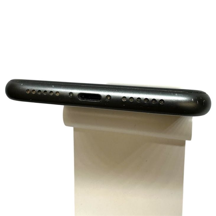 iPhone��11��64GB���֥�å���SIM�ե꡼��au��