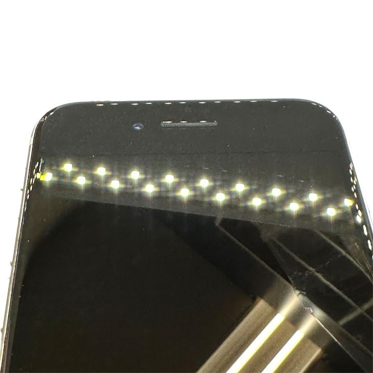 iPhone��SE����2�����64GB���ۥ磻�ȡ�SIM�ե꡼��au��