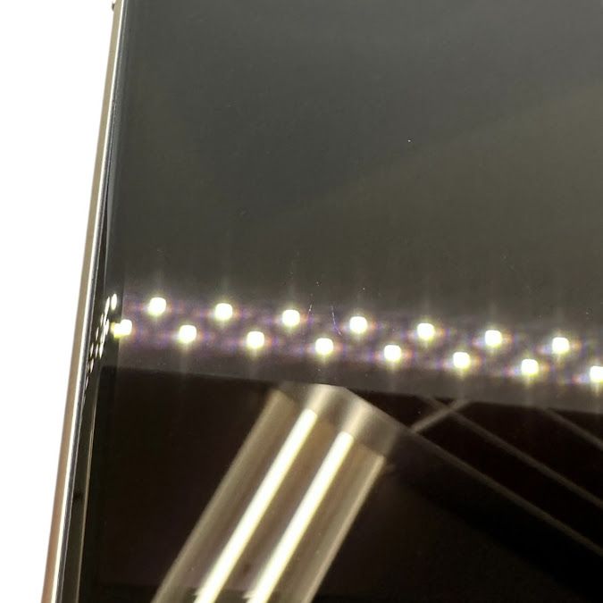 �ڥХåƥ꡼100%��iPhone��SE����3�����64GB���������饤�ȡ�SIM�ե꡼���ɥ�����