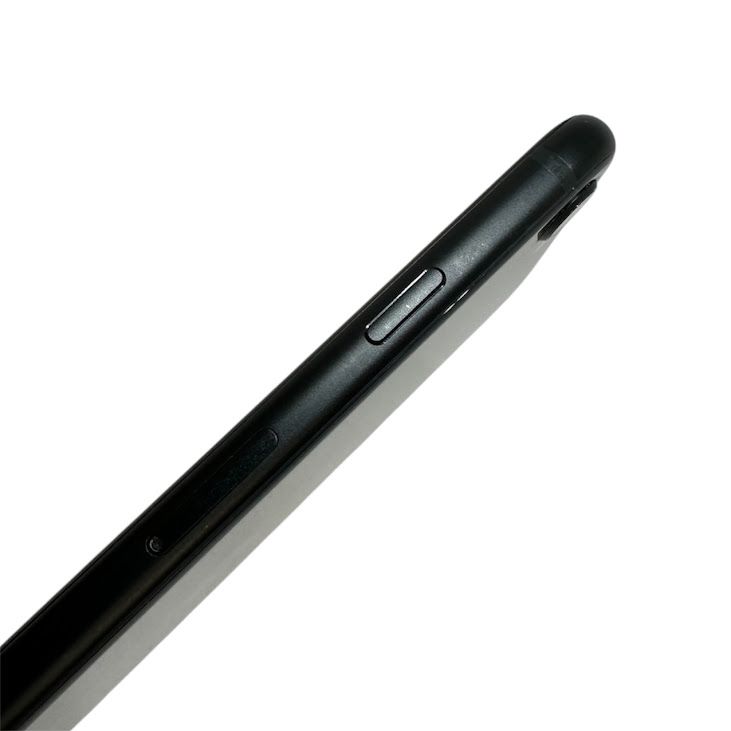 �ڥХåƥ꡼86%��iPhone��SE����3�����64GB���ߥåɥʥ��ȡ�SIM�ե꡼��au��