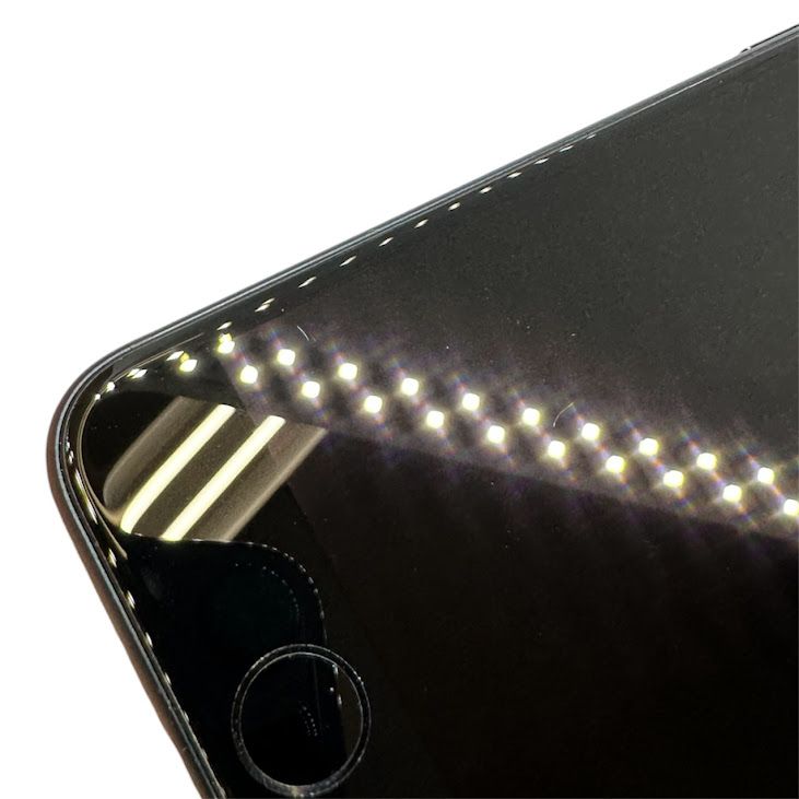 �ڥХåƥ꡼99%��iPhone��SE����3�����64GB���ߥåɥʥ��ȡ�SIM�ե꡼��au��