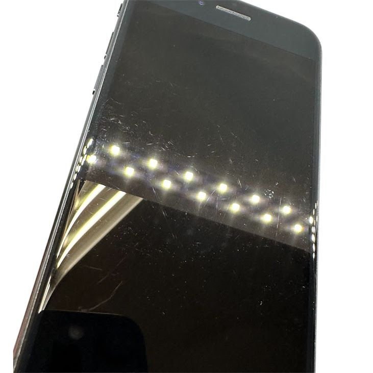 �ڥХåƥ꡼86%��iPhone��SE����2�����64GB���֥�å���SIM�ե꡼���ɥ�����