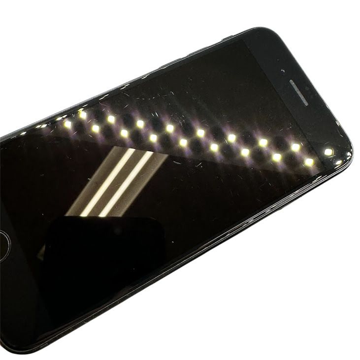 �ڥХåƥ꡼90%��iPhone��SE����3�����64GB���ߥåɥʥ��ȡ�SIM�ե꡼��au��