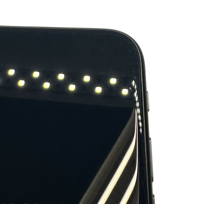 �ڥХåƥ꡼97%��iPhone��SE����3�����64GB���ߥåɥʥ��ȡ�SIM�ե꡼��au��