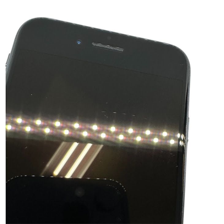 �ڥХåƥ꡼86%��iPhone��SE����2�����64GB���֥�å���SIM�ե꡼���ɥ�����