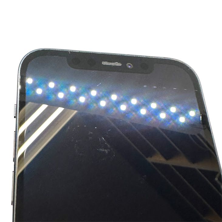 �ڥХåƥ꡼81%��iPhone��12��64GB���֥�å���SIM�ե꡼��au��