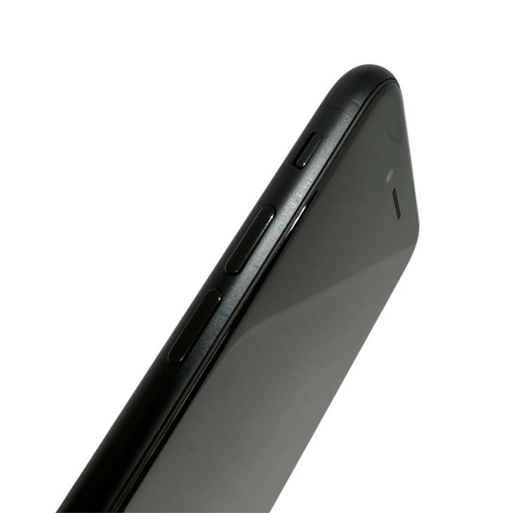 �ڥХåƥ꡼86%��iPhone��SE����2�����64GB���֥�å���SIM�ե꡼���ɥ�����