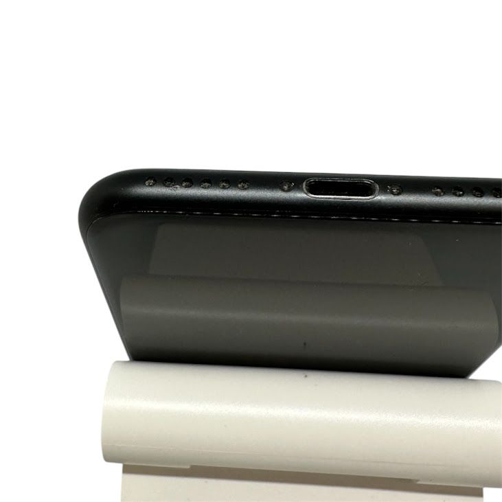 iPhone��SE����2�����128GB���֥�å���SIM�ե꡼