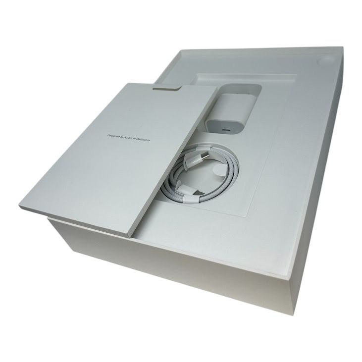 ��̤�����ʡ�iPadAir��11�������8�����M4�ˡ�Wi��Fi��128GB�����ڡ������쥤