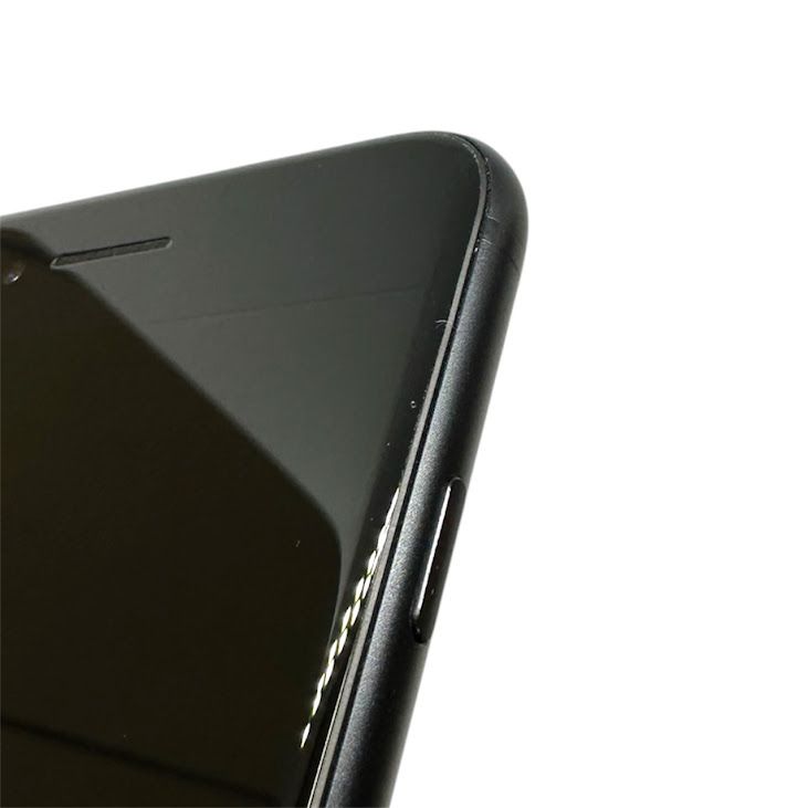 �ڥХåƥ꡼83%��iPhone��SE����2�����64GB���֥�å���SIM�ե꡼��Y��Х�����