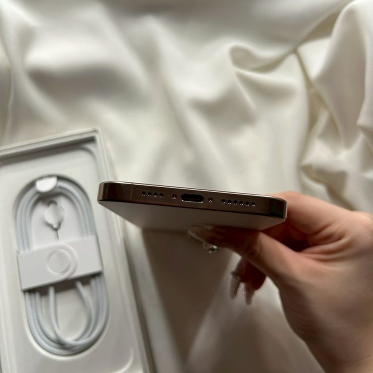 ڥॻiPhone 16 pro max 256GB SIMե꡼