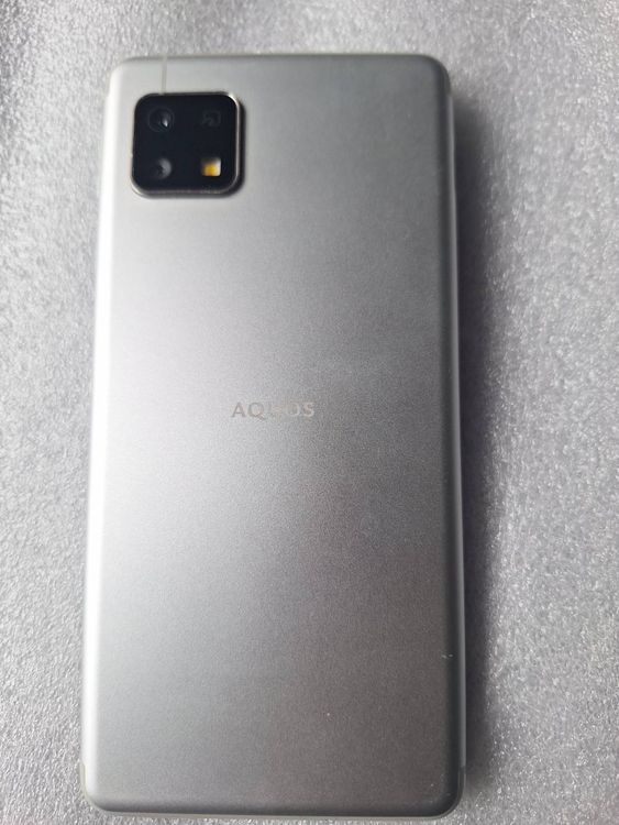 AQUOS sense4 basic