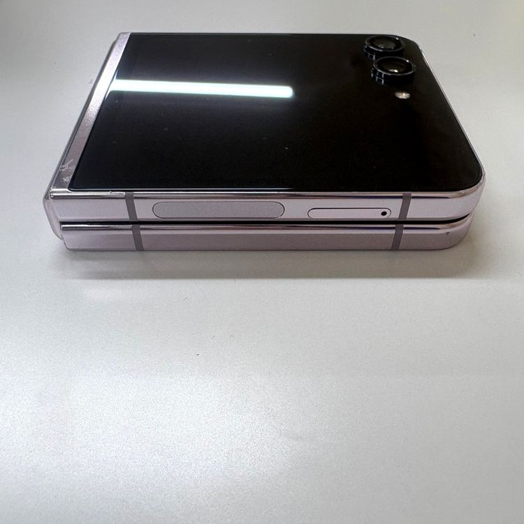 �ڽ���Ź���ݺѡ�Galaxy Z Flip5 SC-54D 256GB ��٥����