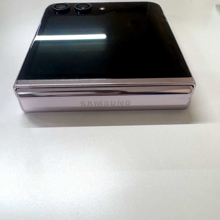 �ڽ���Ź���ݺѡ�Galaxy Z Flip5 SC-54D 256GB ��٥����