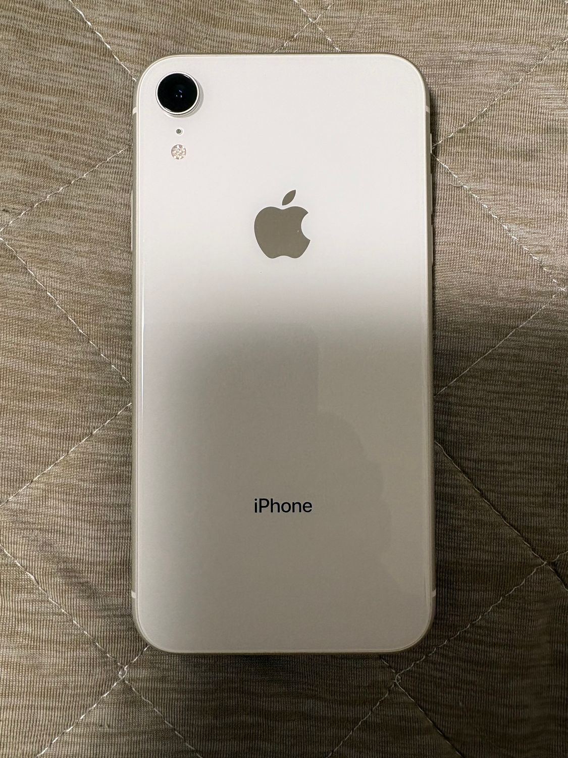 ムスビー｜iPhone XR 64GB SIMフリー超極美品！ホワイト【iPhone XR