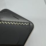 �ڥХåƥ꡼100���iPhoneSE ��3���� 64GB