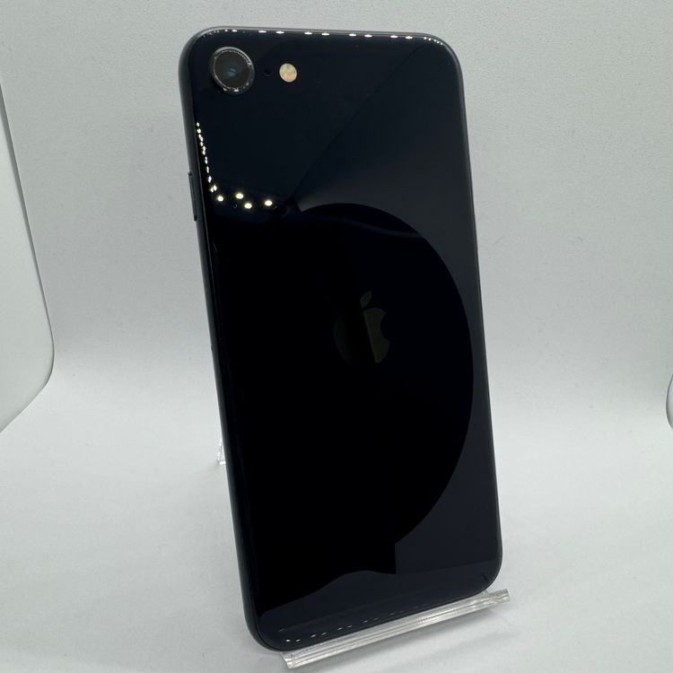 �ڥХåƥ꡼86%��iPhoneSE��3���� 64GB