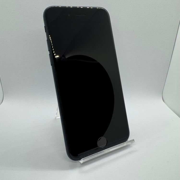 �ڥХåƥ꡼93%��iPhoneSE��3���� 64GB