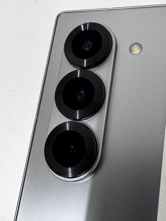 ��̤���ѵ��Galaxy Z Fold6 SCG28 256GB�úǿ��ޤꤿ���ߥ��ޥ�