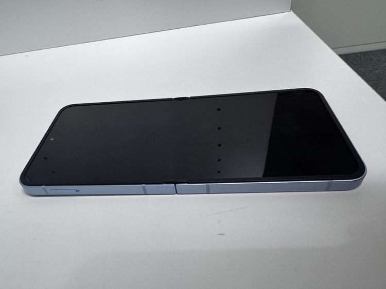 ��̤���ѵ��Galaxy Z Flip6 SCG29 256GB�úǿ��ޤꤿ���ߥ��ޥ�