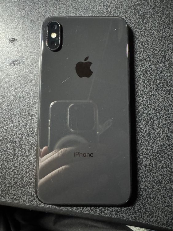 au iPhoneX 64GB �֥�å���BT100%