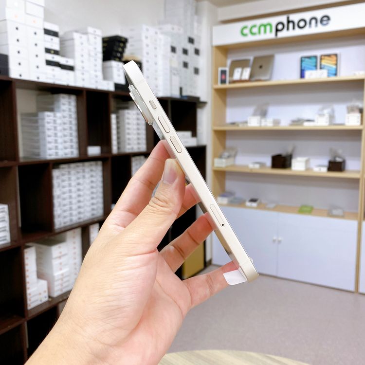 ��̤�����ʡ�iPhone 14 Plus 256GB �������饤�� �Хåƥ꡼ 100%SIM�ե꡼