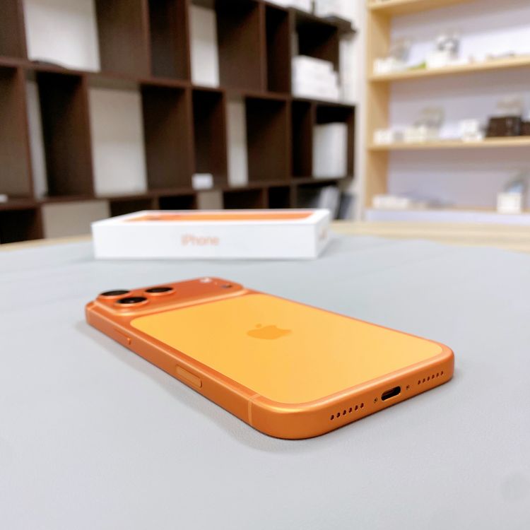 iPhone 17 ProMax 256GB ����� �Хåƥ꡼ 100% ������ SIM�ե꡼