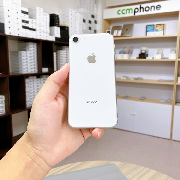iPhone 8 64GB ����С� �Хåƥ꡼ 92% ������ SIM�ե꡼