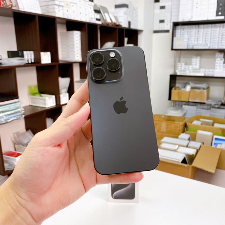 iPhone 15 Pro 128GB �֥�å� �Хåƥ꡼ 91% ������ SIM�ե꡼