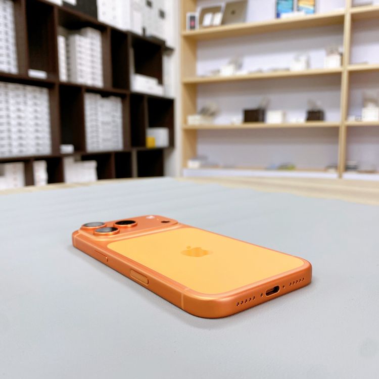 iPhone 17 Pro 1TB ����� �Хåƥ꡼ 100% ������ SIM�ե꡼